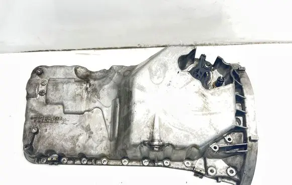 Mercedes-Benz C W204 Oil sump R6460142102