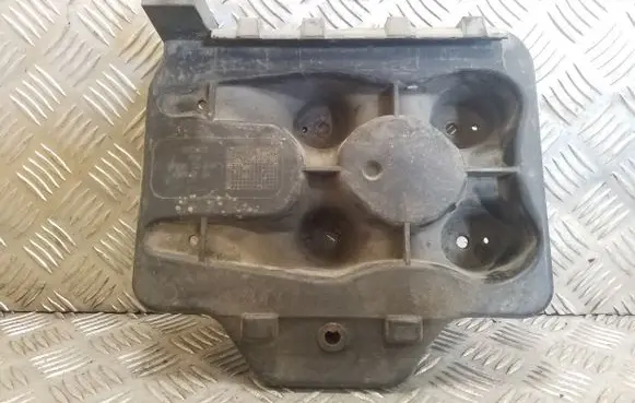 Volkswagen Golf IV Battery tray 1J0804373A