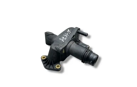 Jaguar XF X250 Engine coolant pipe/hose C8W0A