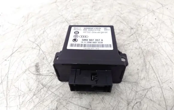 Volkswagen PASSAT B6 Light module LCM 5M0907357A