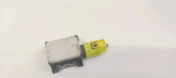 Mercedes-Benz R W251 Airbag deployment crash/impact sensor 0038202826 080206
