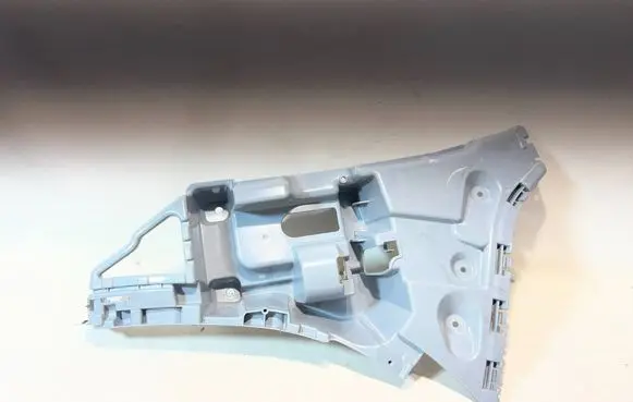 BMW X2 F39 Rear bumper mounting bracket 8069142