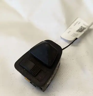BMW 3 E46 Wing mirror switch 83736919 613183736919