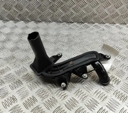 Mercedes-Benz GLE W167 Oil fill pipe A2561801000