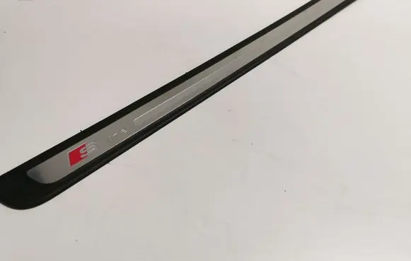 Audi S5 Facelift Side skirt front trim 8T0853374