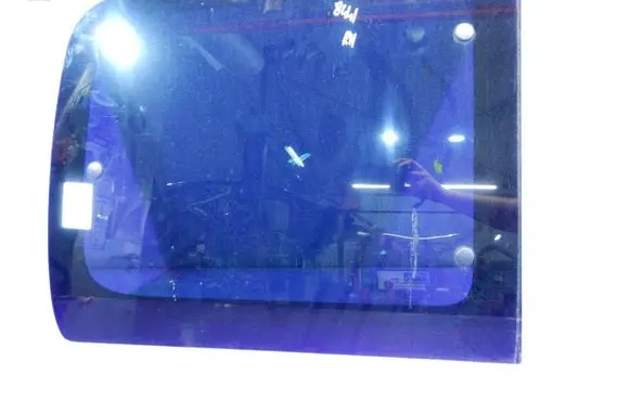Peugeot Partner Rear side window