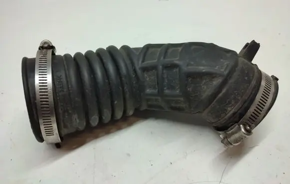 Nissan Pulsar Air intake hose/pipe