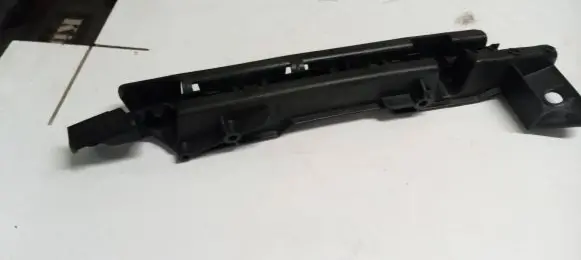 Renault Laguna III Front bumper mounting bracket 622202811r
