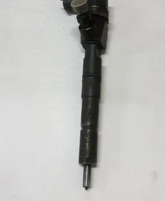 Opel Insignia A Fuel injector 0445110327