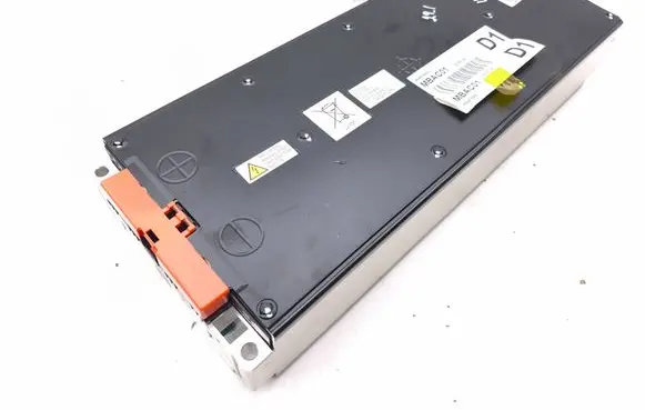 Peugeot 3008 III Hybrid / Electric Car Battery Cell 9864616880 MBAC01
