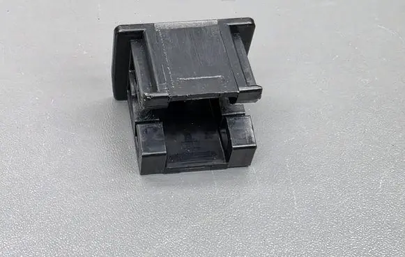 Hyundai Ioniq 5 Headlight/headlamp mounting bracket 