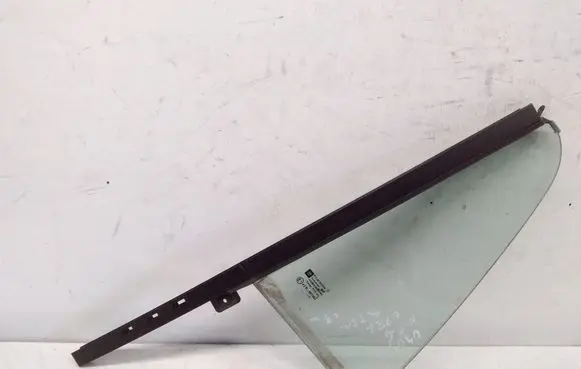 Opel Astra H Rear vent window glass 