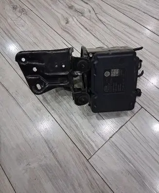 Volkswagen Golf VI ABS Pump 1K0907379AH