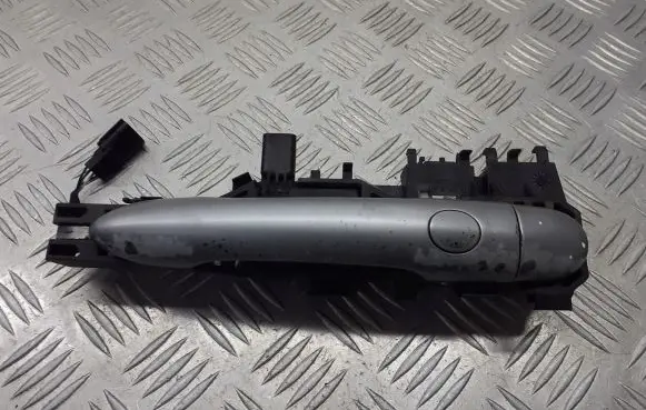 Renault Scenic II - Grand scenic II Front door exterior handle/bracket 