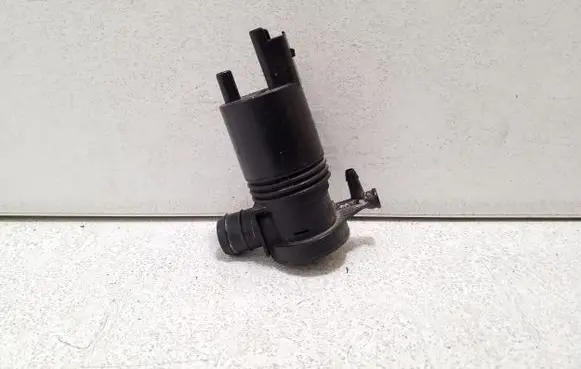 Nissan Navara D23 Windscreen/windshield washer pump 1024251
