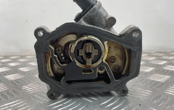 Vacuum pump