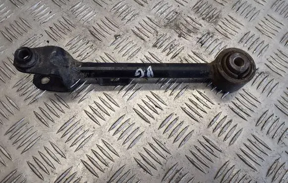 Honda CR-V Rear control arm
