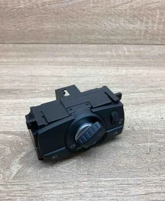 BMW 5 E60 E61 Light switch 6988554