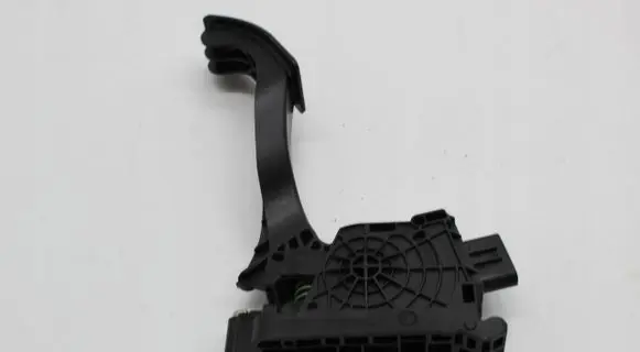 Volkswagen Polo VI Accelerator throttle pedal 2Q1723503