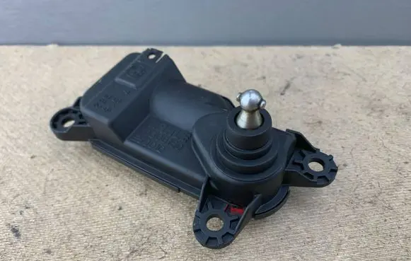 BMW 3 E90 E91 Intake manifold valve actuator/motor 7546982 11617546982