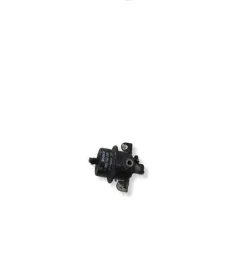 BMW 7 E32 Fuel pressure regulator 0280160249
