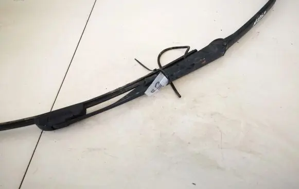 Infiniti FX Front wiper blade arm