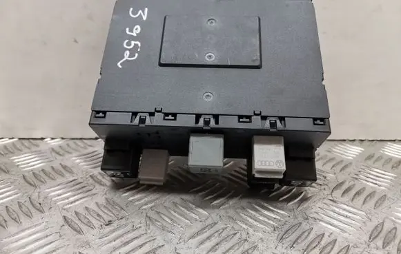 Volkswagen PASSAT B6 Comfort/convenience module 3C0937049J