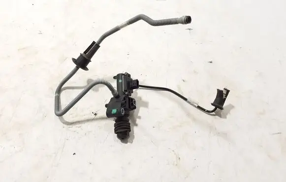 Renault Trafic III (X82) Clutch master cylinder 306102004R