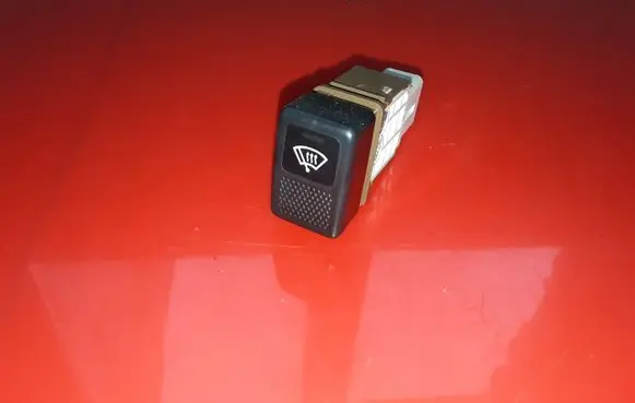 Subaru Outback Windscreen/window heater switch 1Z10D