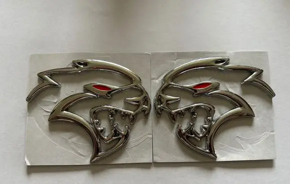 Dodge Challenger Fender model badge letters