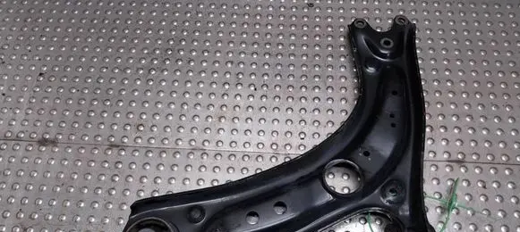 Volkswagen Golf VII Front control arm 5Q0407152R