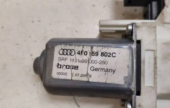Audi A6 S6 C6 4F Rear door window regulator motor 4F0959802C 1101997000250