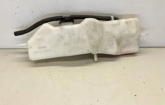 Lexus ES 300h Coolant expansion tank/reservoir 1647036010