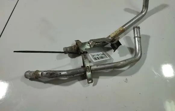 Nissan Pathfinder R51 Engine coolant pipe/hose 