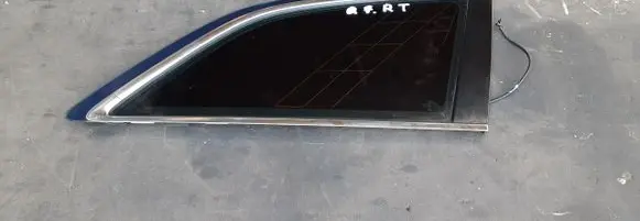 Audi Q7 4L Rear side window 2010R