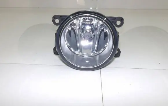 Nissan Navara Front fog light 89210094