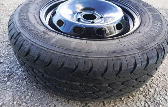 Opel Vivaro R16 spare wheel 