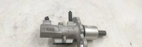 Audi A4 S4 B5 8D Master brake cylinder 2435