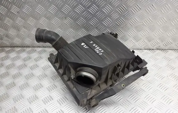 Opel Corsa C Air filter box 9129743