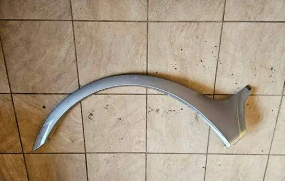 BMW X3 E83 Fender trim (molding) 51773414435