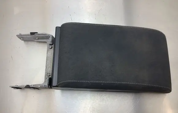 Volkswagen Touran II Armrest 1T0864249C