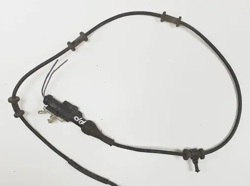 Jaguar XF X250 ABS brake wheel speed sensor 8W83-2C204-AB