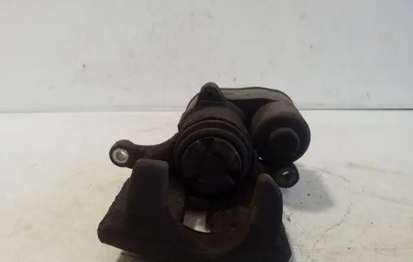 Volvo XC60 Rear brake caliper