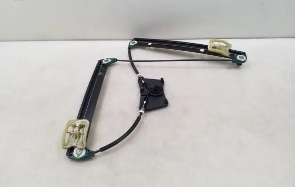 Volkswagen Touareg III Rear window lifting mechanism without motor 760839461D