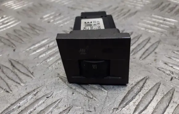 Opel Vectra C Seat heating switch 13138252