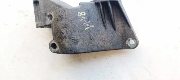Opel Astra G Engine mounting bracket 90571112
