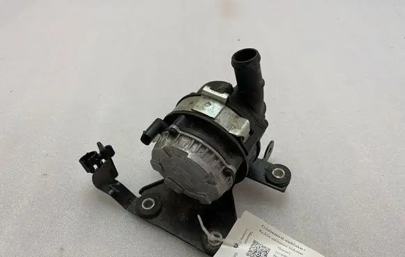 Maserati Levante Electric auxiliary coolant/water pump 670005347