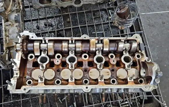 Engine head