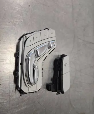 Mercedes-Benz C W205 Seat control switch A2059056651 A2059050004