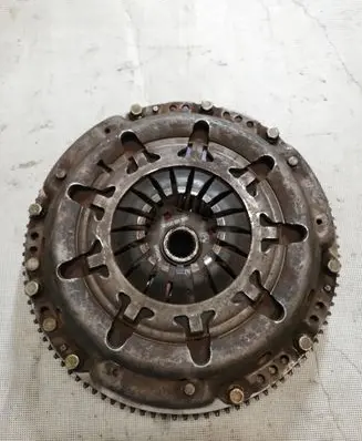 Nissan Almera Tino Clutch set kit 30100BN300